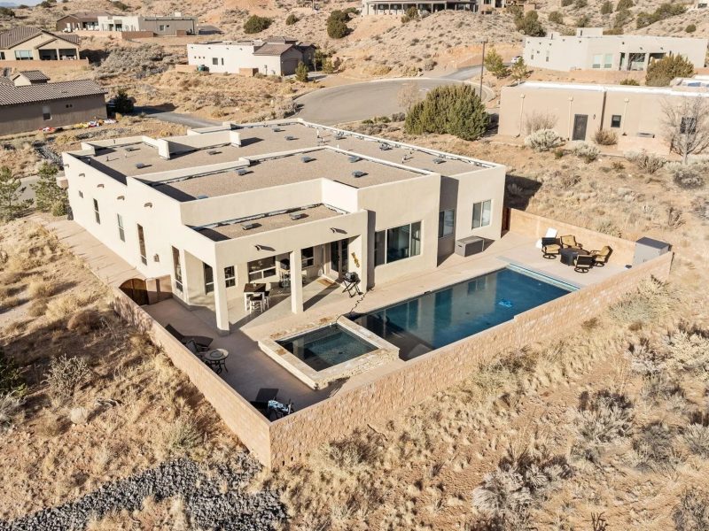 Contemporary Home For Sale In Rio Rancho, NM